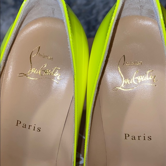 RARE Christian Louboutin Pigalle Fluo Neon. In good condition worn twice - Picture 4 of 8